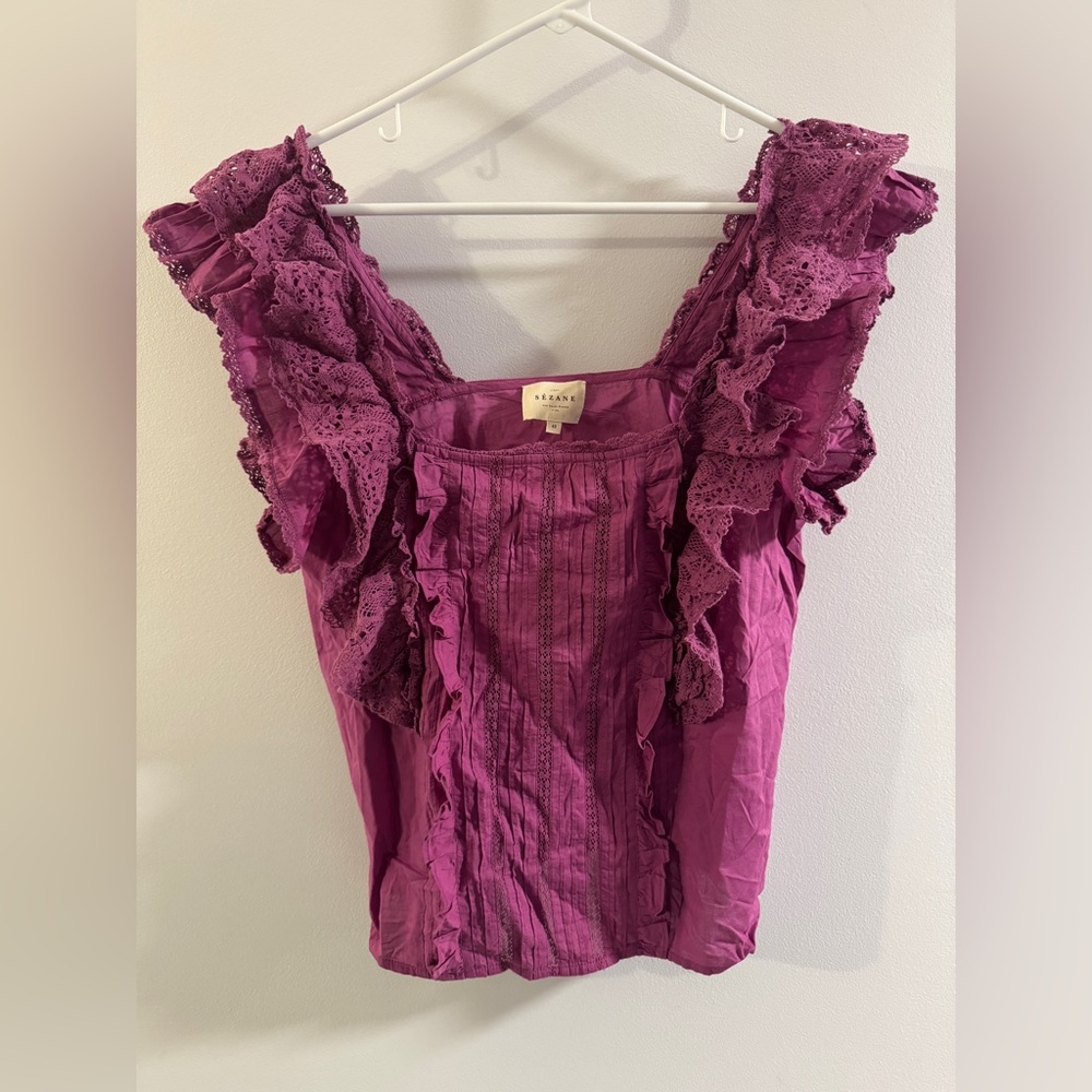 Beautiful Sezane lace top Size 40